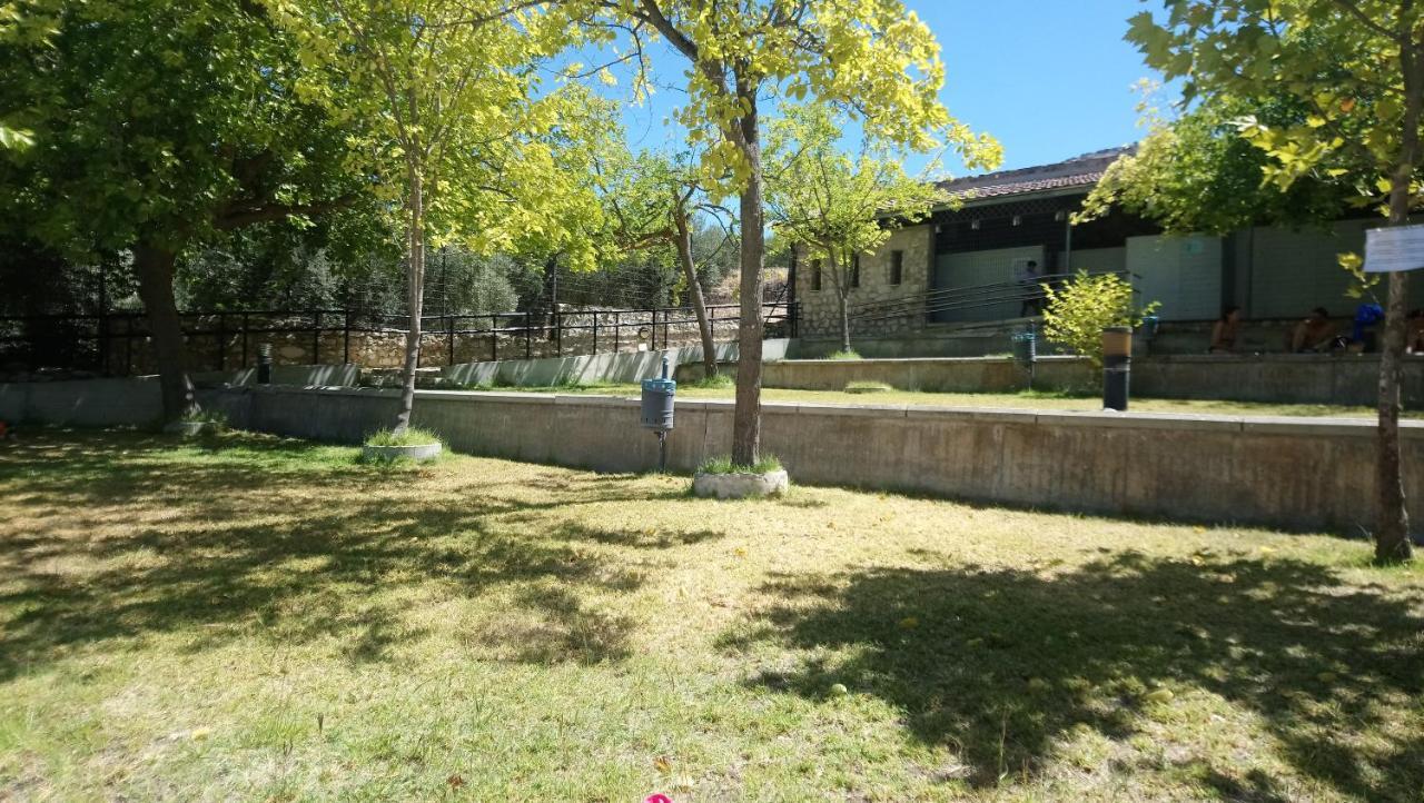 Casa En Zuheros 4 A 5 Personas Exterior photo